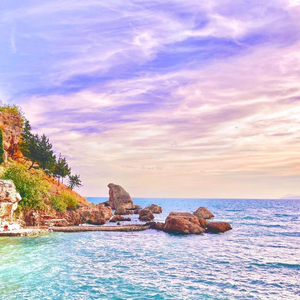 男女生一起努力生孩子
